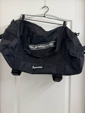 SUPREME SS23 Duffle Bag Black
